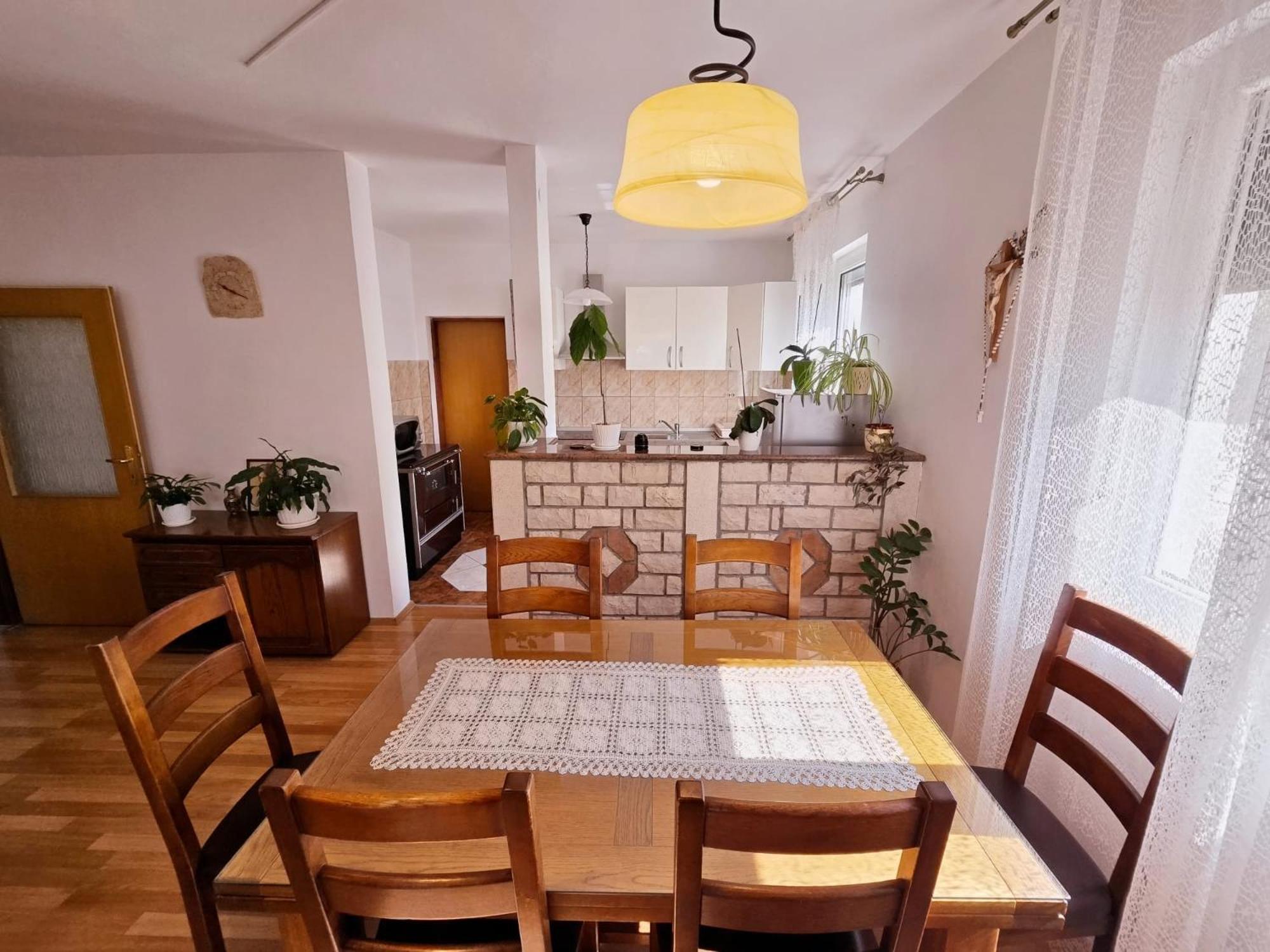 Spacious Apartment With Parking&Garden Marčana 外观 照片